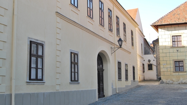Belvros, a vrkrn bell